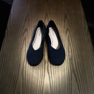 Women’s Black Flats - Wide Width